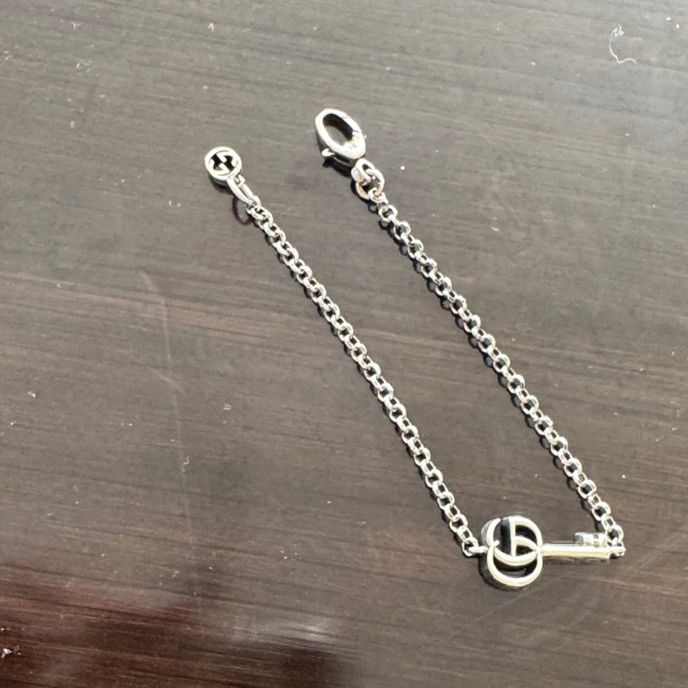 Gucci Silver Chain Bracelet